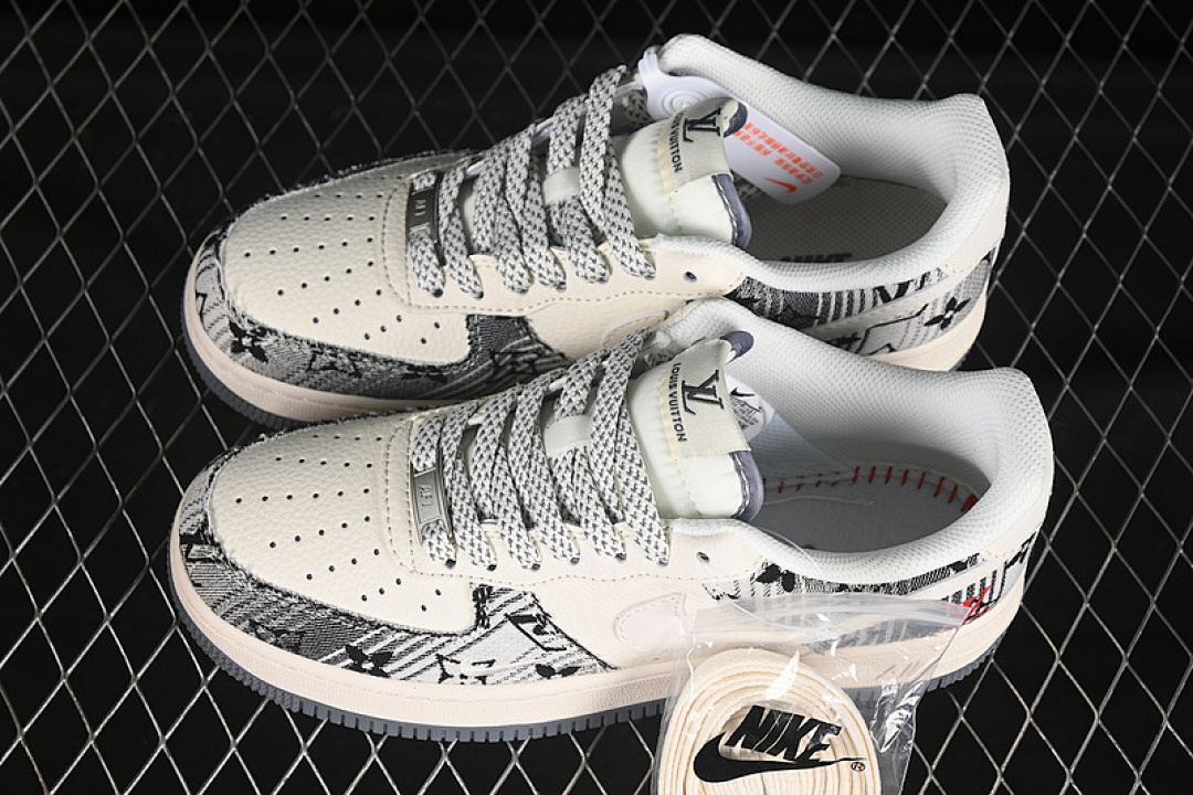 Nike [XS1958-587]-[AIR FORCE 1 07 LOW LV WHITE/GREY/BLACK]-[WOMAN:36-39]-[MAN:40-45] - Image 11