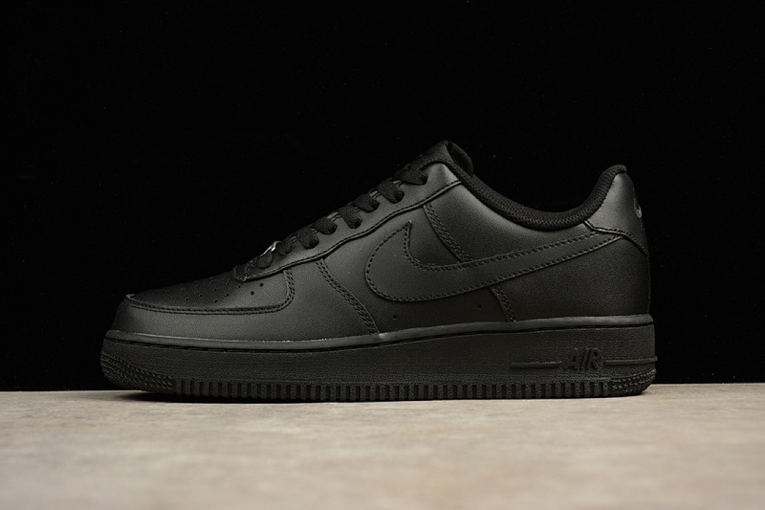 Nike [315122-001]-[LEATHER]-[AIR FORCE 1 LOW '07 TRIPLE BLACK/BLACK]-[WOMAN:36-39]-[MAN:40-45]-[OG00136], photo 1