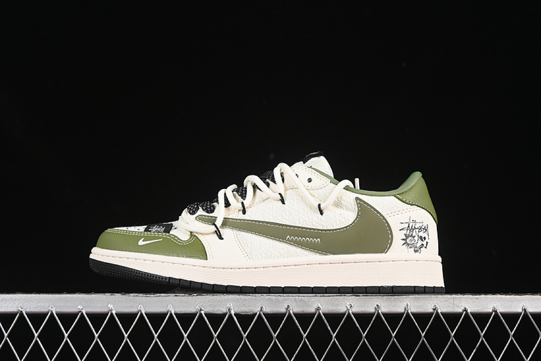 Jordan TRAVIS SCOTT X FRAGMENT DESIGN AIR Jordan 1 LOW OG SP WHITE/GREEN · DM6868-104, photo 1