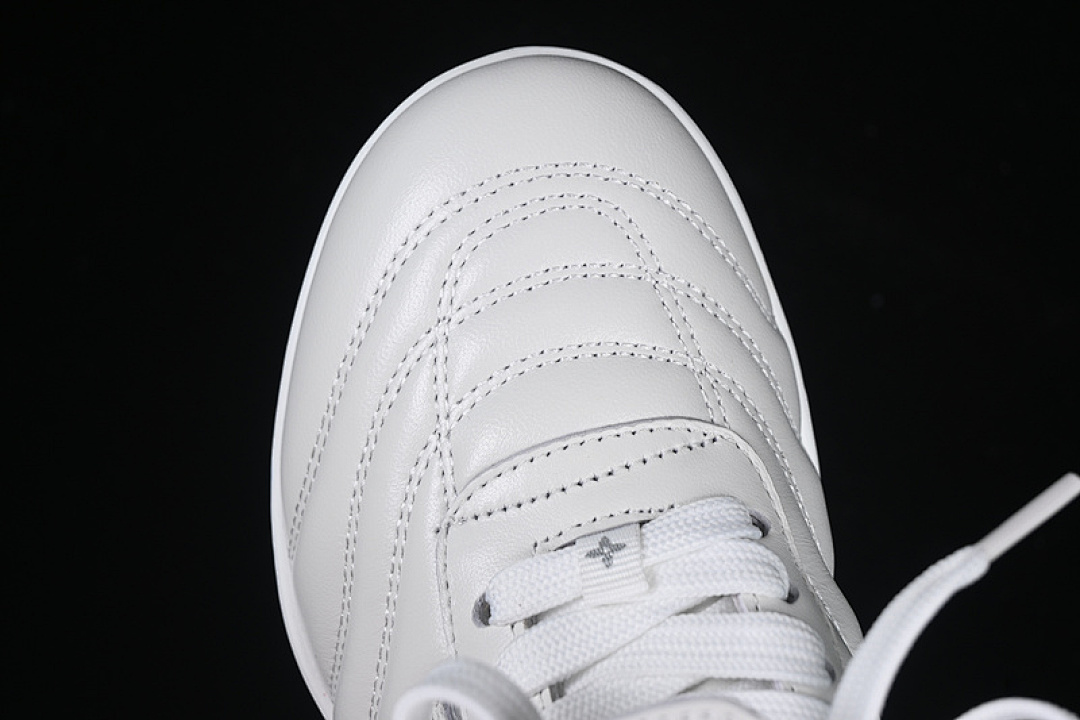 Louis Vuitton [LOUIS VUITTON FOOTPRINT SOCCER 2025 WHITE/BLUE]-[WOMAN:35-39]-[MAN:40-46] - Image 10
