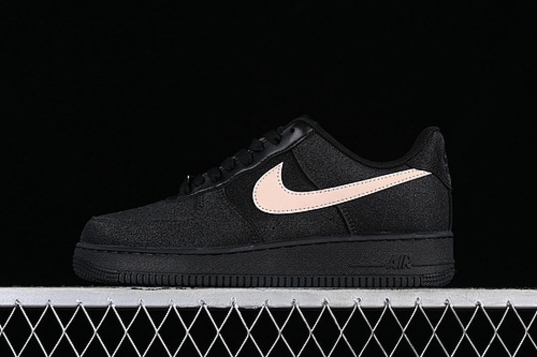 Nike [CW2288-111]-[AIR FORCE 1 07 LOW BLACK/PINK]-[WOMAN:36-39]-[MAN:40-45], photo 1
