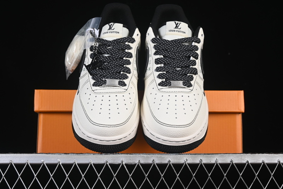 Nike [HH7518-080]-[AIR FORCE 1 07 LOW CASUAL BASKETBALL SHOES BLACK/WHITE]-[WOMAN:36-39]-[MAN:40-45] - Image 12