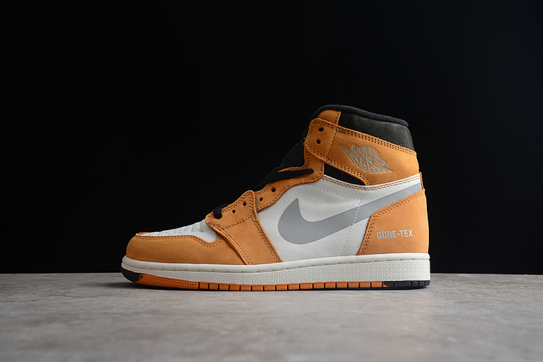 Jordan [DB2889-700]-[AIR JORDAN 1 HIGH BLACK/WHITE/YELLOW]-[WOMAN:36-39]-[MAN:40-47.5], photo 1