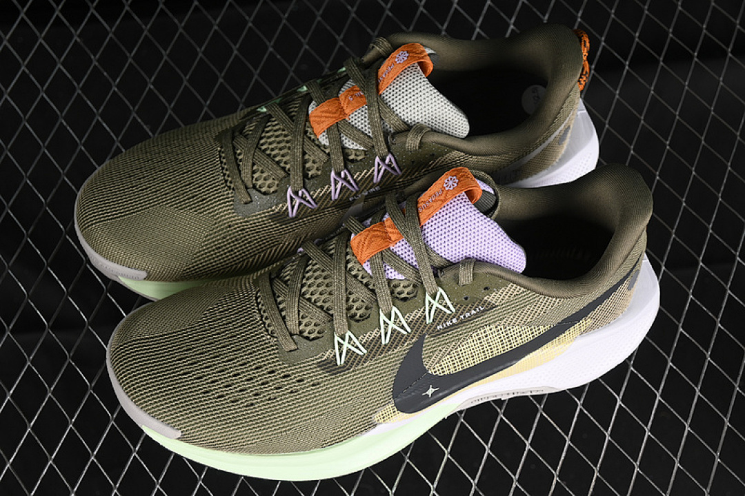 Nike [DV3864-200]-[PEGASUS TRAIL 5 MEDIUM OLIVE/NEUTRAL OLIVE/VAPOUR GREEN/ANTHRACITE]-[MAN:39-45] - Image 11