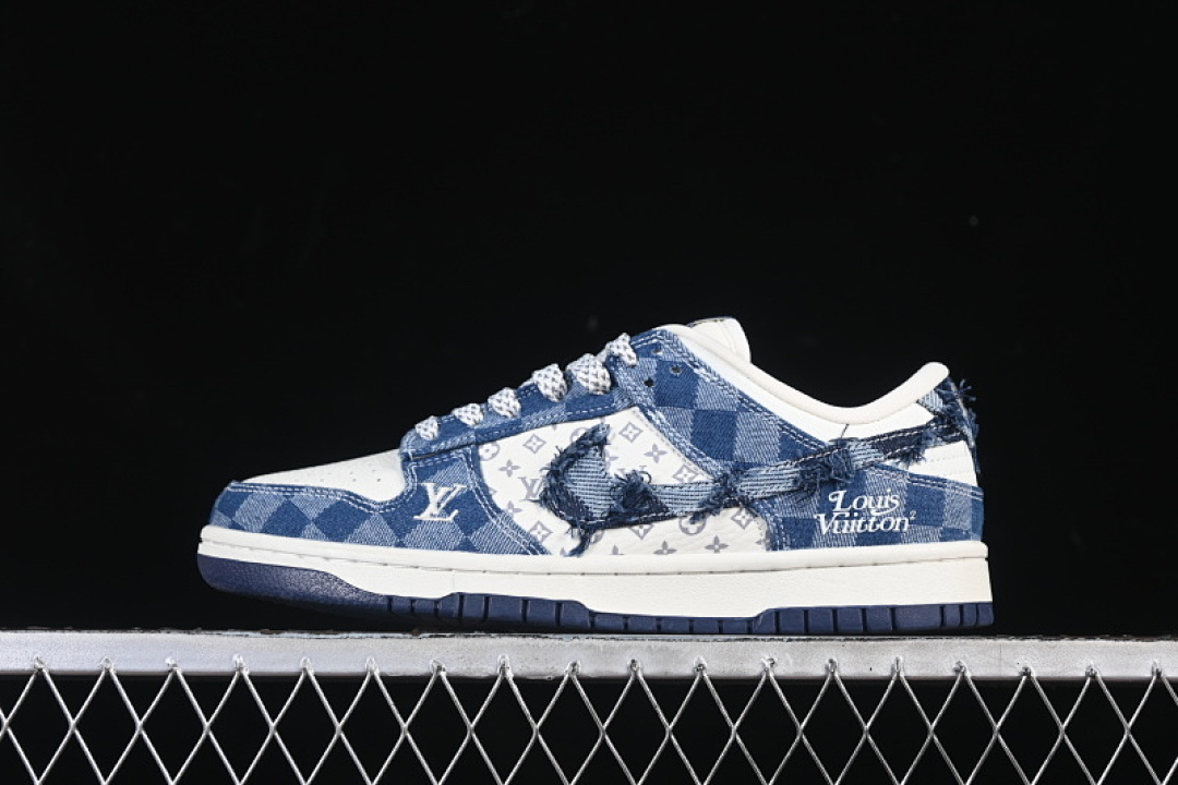 Nike DUNK LOW TOP CASUAL SNEAKERS NAVY BLUE/WHITE · YF9511-900, photo 1