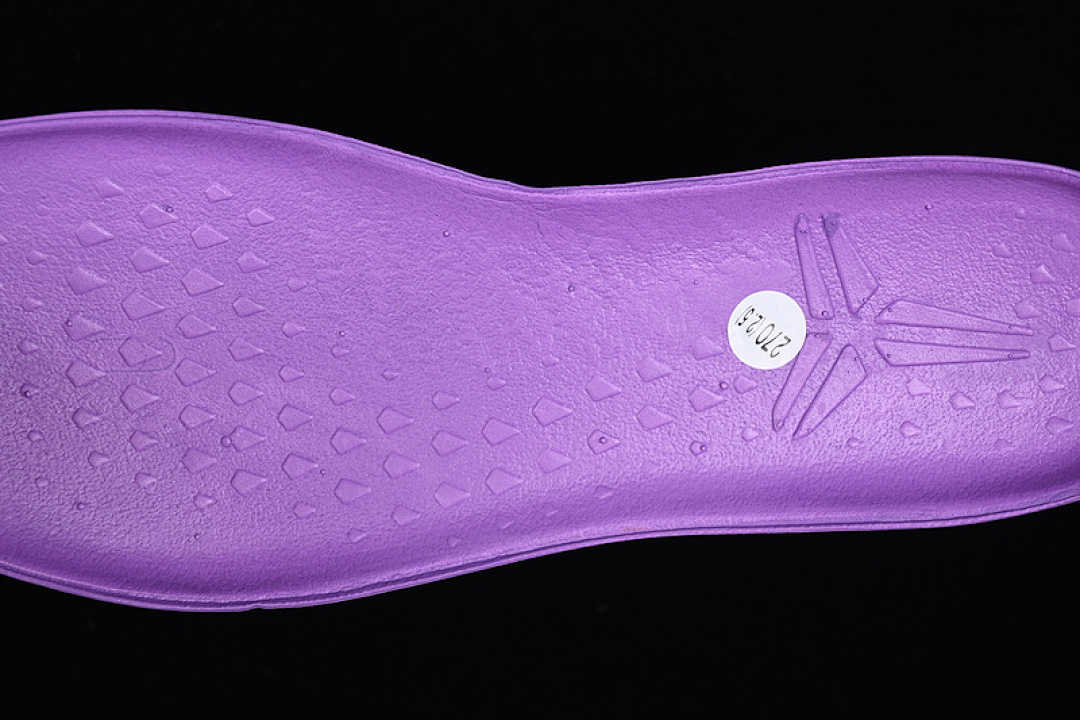 Nike [555035-302]-[KOBE 8 SYSTEM EASTER FIBERGLASS/COURT PURPLE/BACK/LASER PURPLE]-[MAN:40-46] - Image 3