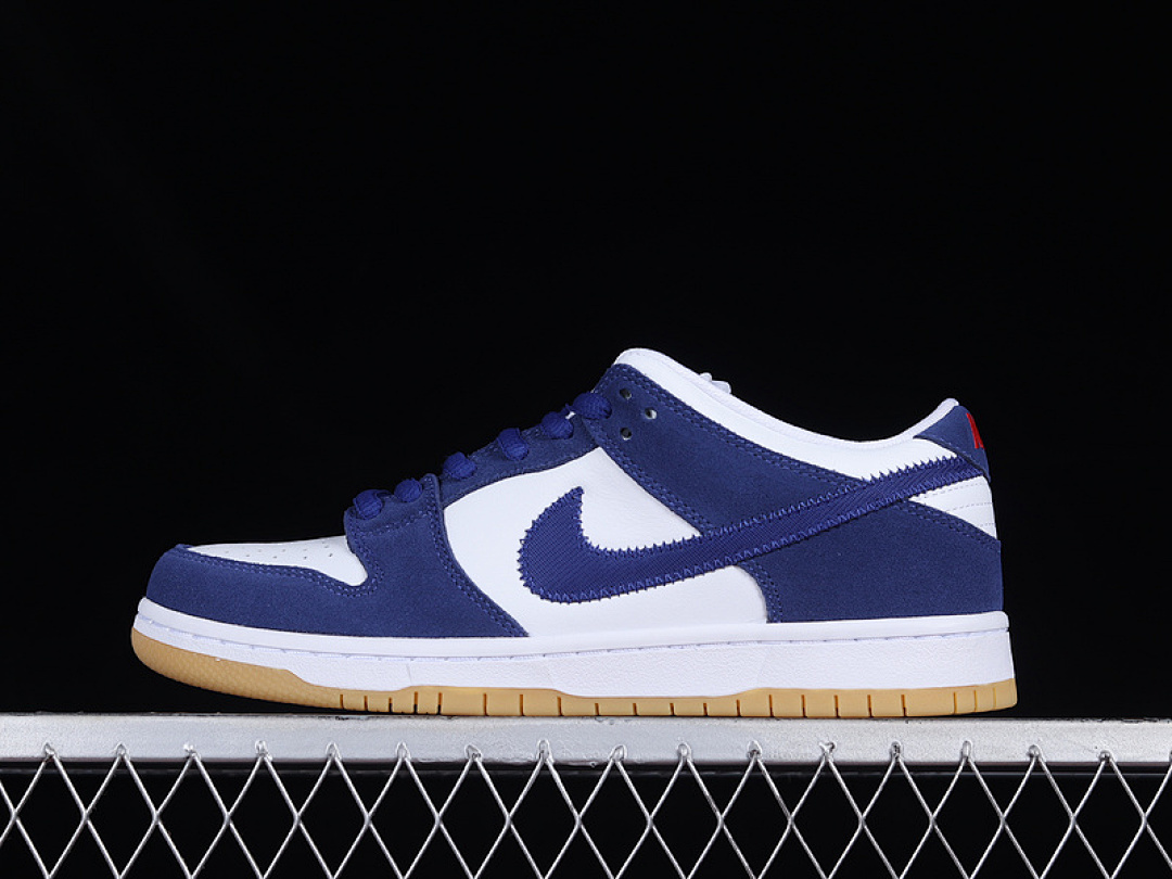 Unbranded [DO9395-400]-[SB DUNK LOW DEEP ROYAL BLUE/WHITE/SPORT RED/GUM LIGHT BROWN]-[UNISEX:36-46], photo 1