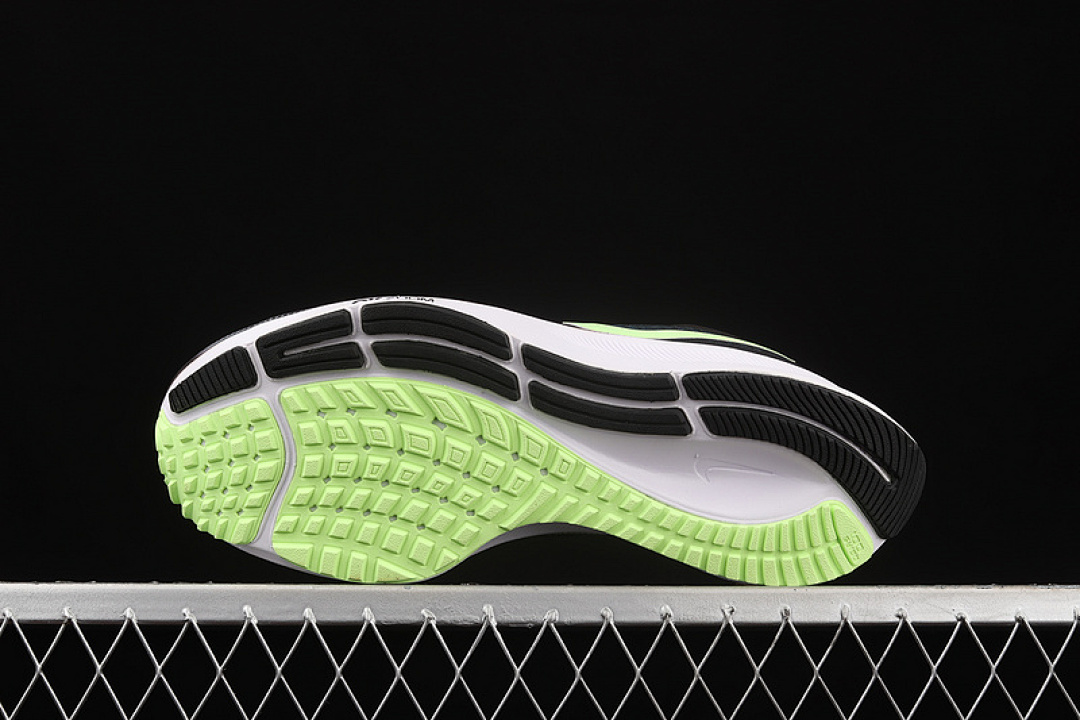 Nike [BQ9646-001]-[AIR ZOOM PEGASUS 37 BLACK/VALERIAN BLUE/SPRUCE AURA/GHOST GREEN]-[UNISEX:36-45] - Image 15