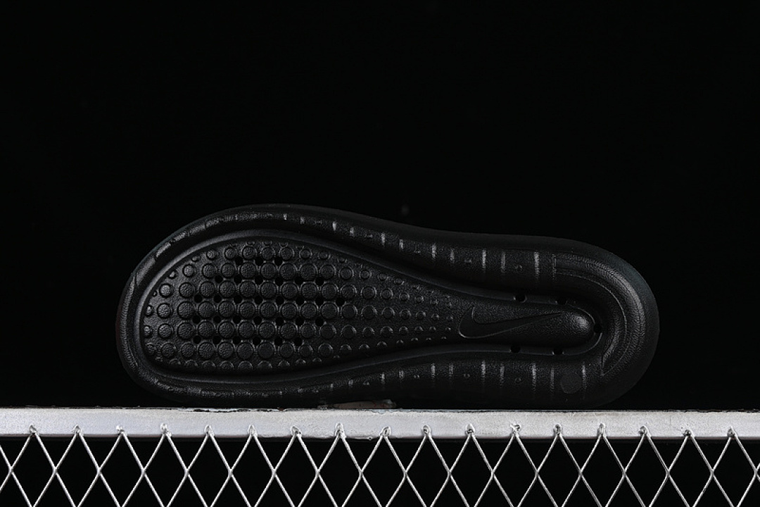 Nike [CZ5478-001]-[VICTORI ONE SHOWER SLIDE POLKA SWOOSH BLACK/BLACK/WHITE]-[MAN:40-45] - Image 13