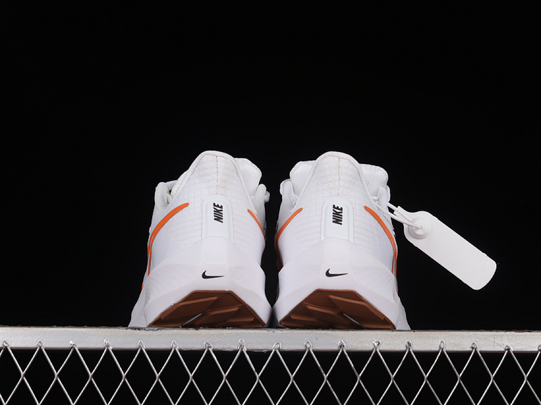 Nike [DZ5214-100]-[AIR ZOOM PEGASUS 39 WHITE/PLATINUM TINT/METALLIC SUMMIT WHITE/TEAM (ORANGE]) - Image 13