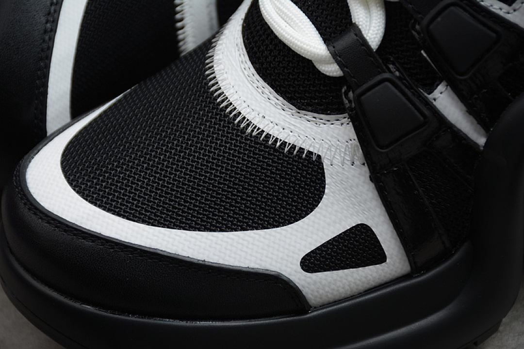 Arc'teryx [L*V ARCHLIGHT SNEAKERS BLACK/BLACK/WHITE]-[WOMAN:35-39]-[MAN:40-45] - Image 16