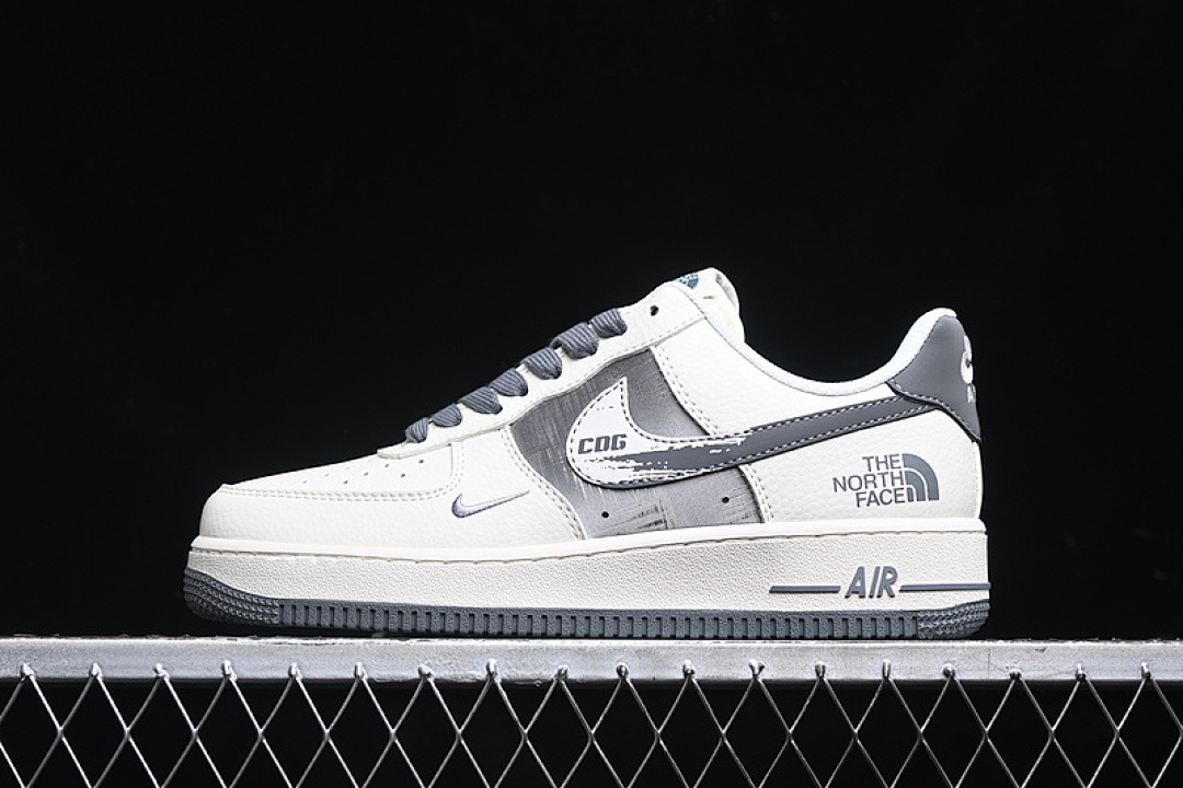 Nike [DM6688-002]-[AIR FORCE 1 07 LOW CDG WHITE/GREY]-[WOMAN:36-39]-[MAN:40-45], photo 1