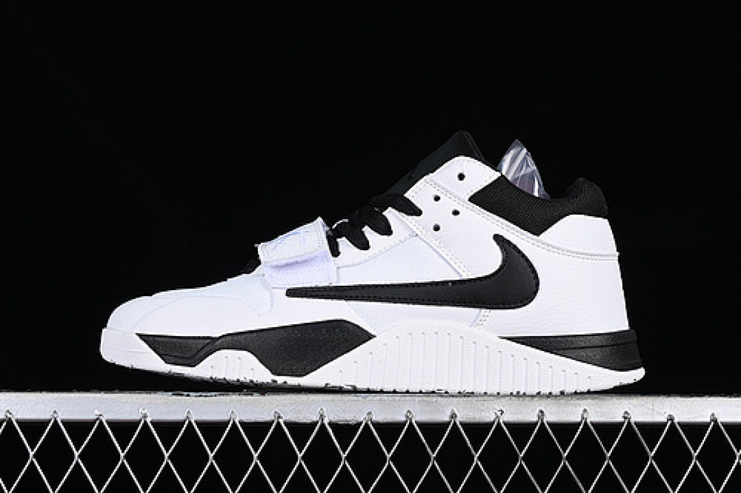 Jordan [FZ8117-151]-[TRAVIS SCOTT JORDAN CUT THE CHECK WHITE/BLACK]-[WOMAN:36-39]-[MAN:40-46], photo 1