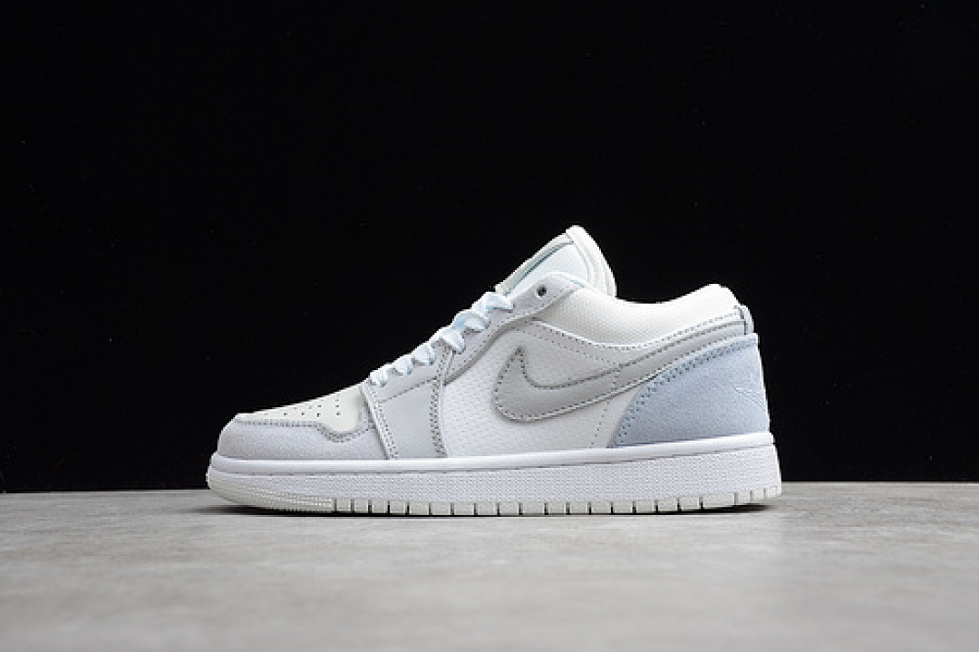 Jordan AIR Jordan 1 LOW SKY GREY WHITE/SKY GREY-FOOTBALL GREY · CV3043-100, photo 1