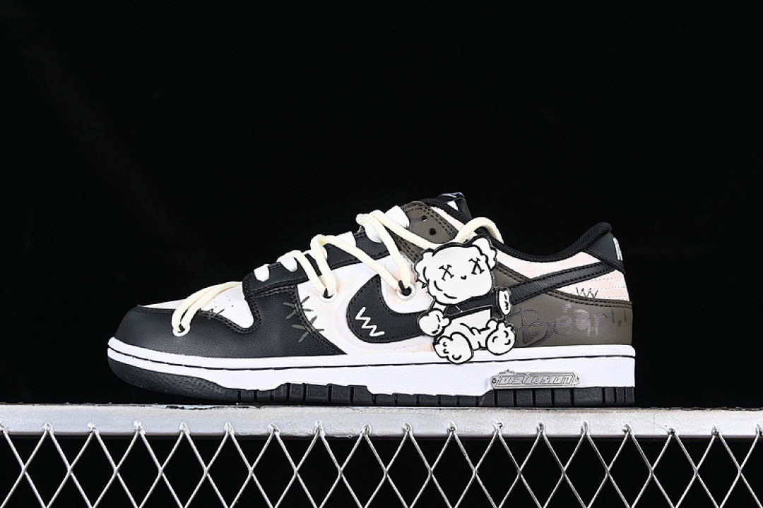 Nike DUNK LOW SB WHITE/BLACK · DD1391-100, photo 1