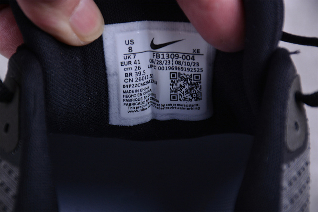 Nike [FB1309-004]-[AIR ZOOM VOMERO 17 BLACK/ANTHRACITE/WHITE]-[WOMAN:36-39]-[MAN:40-46] - Image 4