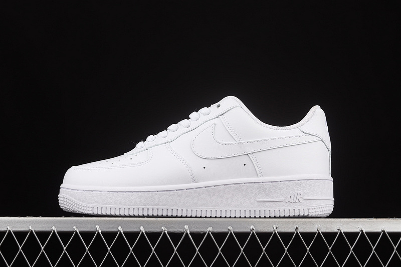 Nike Nike AIR FORCE 1 LOW 07 WHITE/WHITE/WHITE · CW2288-111, photo 1