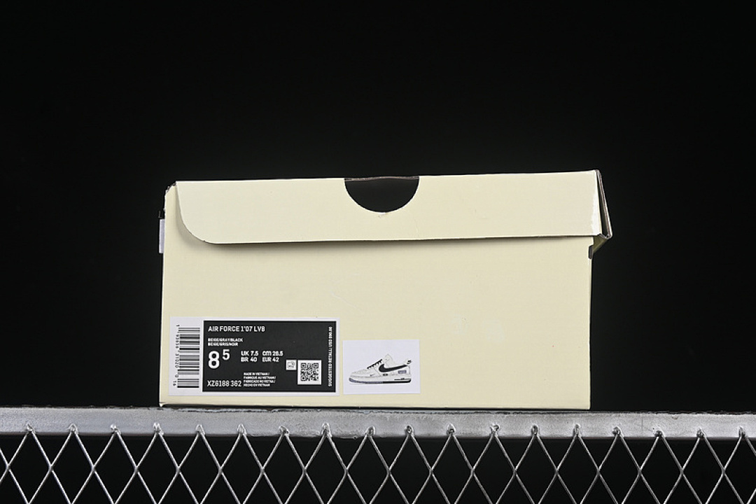 Nike [XZ6188-362]-[AIR FORCE 1 07 LOW SUPREME BLACK/GREY/OFF WHITE]-[WOMAN:36-39]-[MAN:40-45] - Image 12