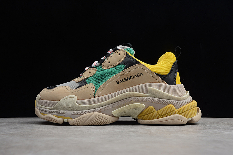 TRIPLE S SNEAKER DADSHOE CREAM-COLORED · ECBA700321N, photo 1