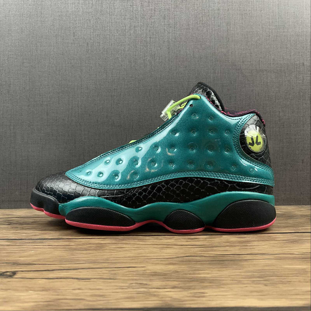 Jordan [836405-305]-[AIR JORDAN 13 RETRO DOERNBECHER EMERALD GREEN/VOLT ICE/BLACK/DYNAMIC (PINK]), photo 1