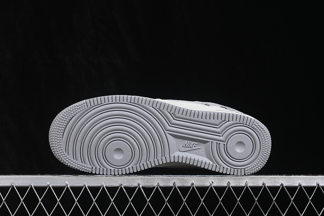 Nike [NH0601-608]-[AIR FORCE 1 07 LOW CASUAL SNEAKERS WHITE/GREY]-[WOMAN:36-39]-[MAN:40-45] - Image 15