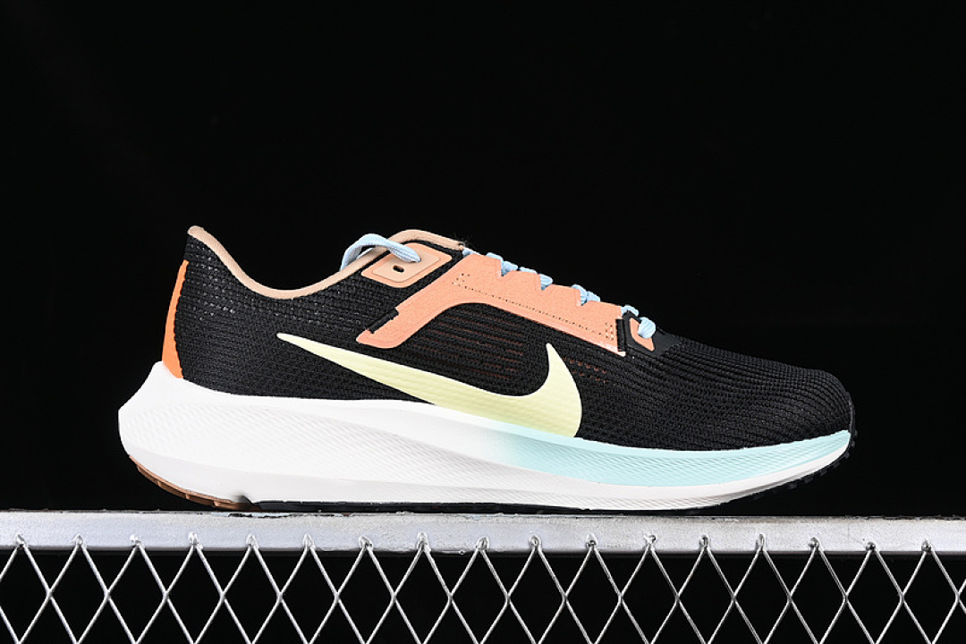 Nike [FQ6852-081]-[AIR ZOOM PEGASUS 40 WHITE/GREY/BLACK/ORANGE]-[MAN:39-46] - Image 16