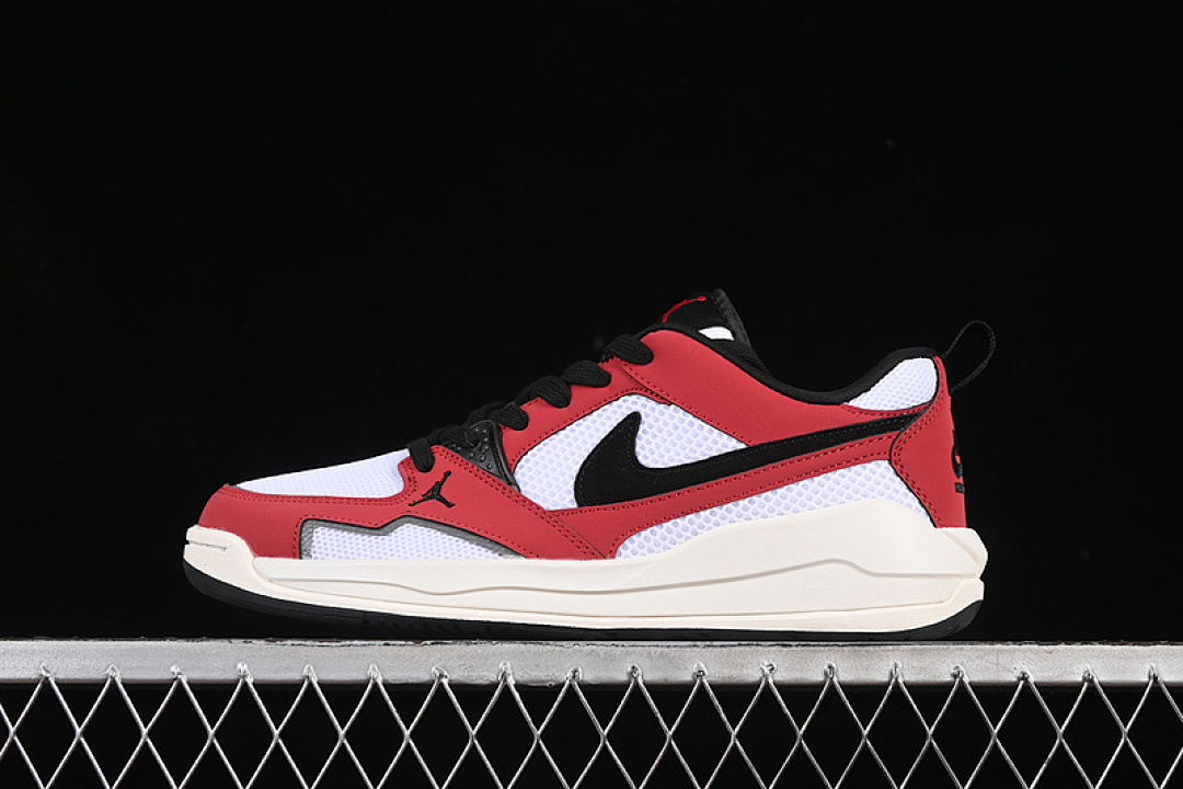 Jordan [HJ6777-106]-[AIR JORDAN CMFT ERA WHITE/VARSITY RED/SAIL/BLACK]-[WOMAN:36-39]-[MAN:40-46], photo 1