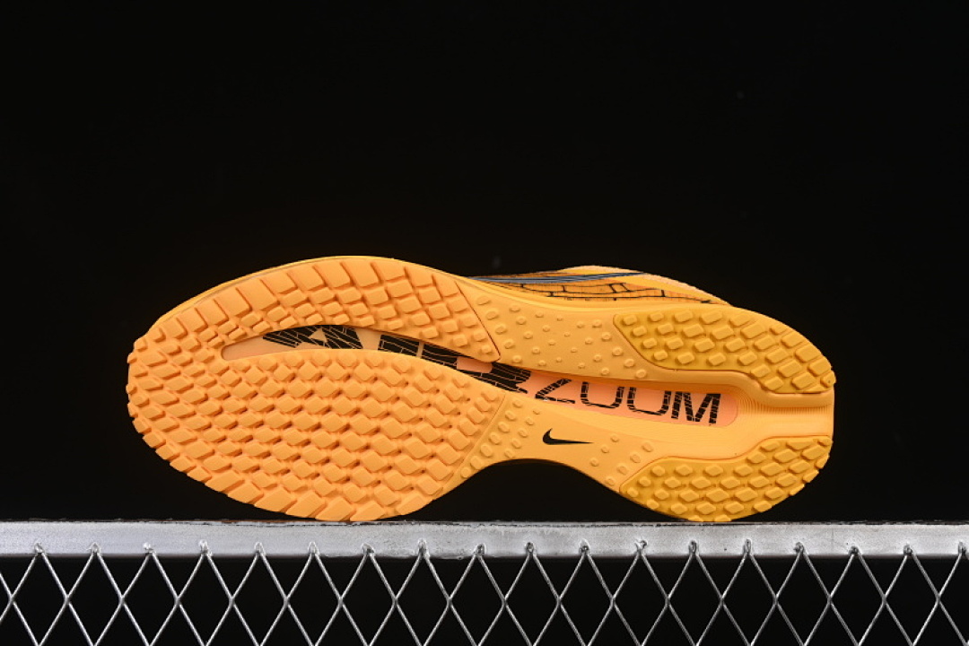 Nike [IH3256-700]-[AIR ZOOM PEGASUS PREMIUM YELLOW/BLACK]-[WOMAN:35.5-39]-[MAN:40-46] - Image 15