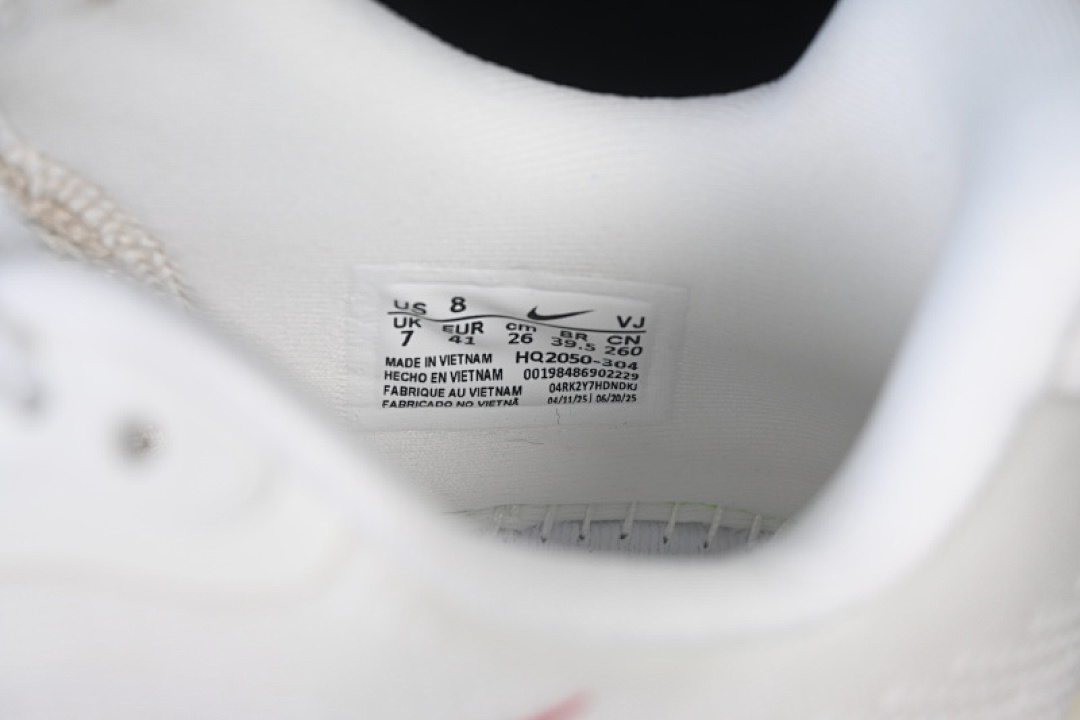 Nike [HQ2050-304]-[AIR ZOOM VOMERO PREMIUM WHITE/RED/BLUE]-[WOMAN:36-39]-[MAN:40-46] - Image 6