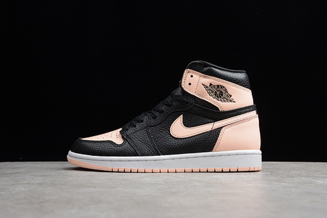 Jordan [555088-081]-[AIR JORDAN 1 RETRO HIGH OG CRIMSON TINT BLACK/CRIMSON TINT-WHITE]-[UNISEX:36-47], photo 1