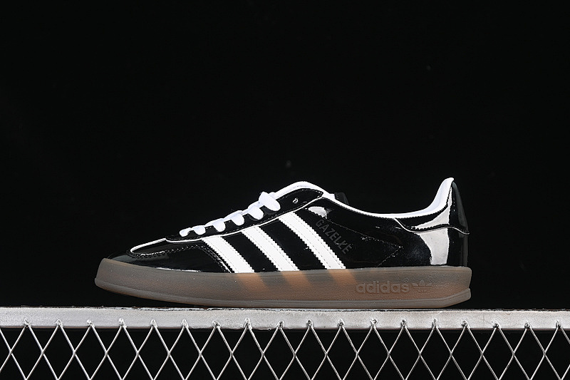 Adidas ORIGINALS GAZELLE INDOOR WHITE/BLACK · JQ8124, photo 1