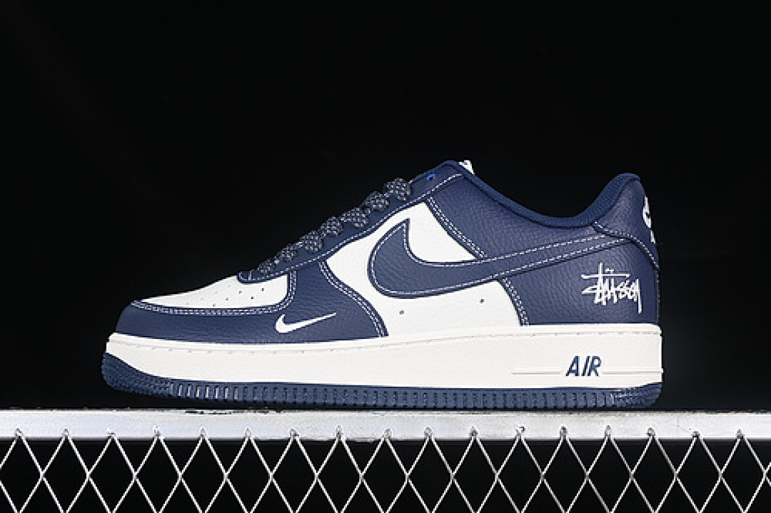Nike [AE1686-102]-[AIR FORCE 1 07 LOW WHITE/BLUE]-[WOMAN:36-39]-[MAN:40-45], photo 1