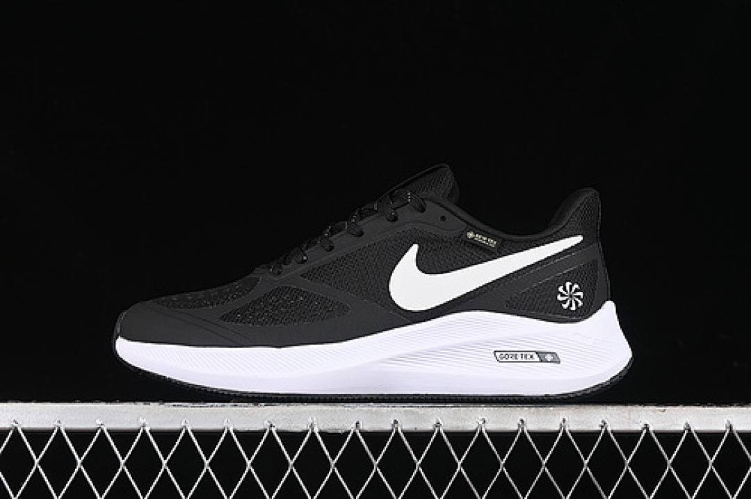 ZOOM WINFLO 7 BLACK/WHITE · CJ0291-200, photo 1