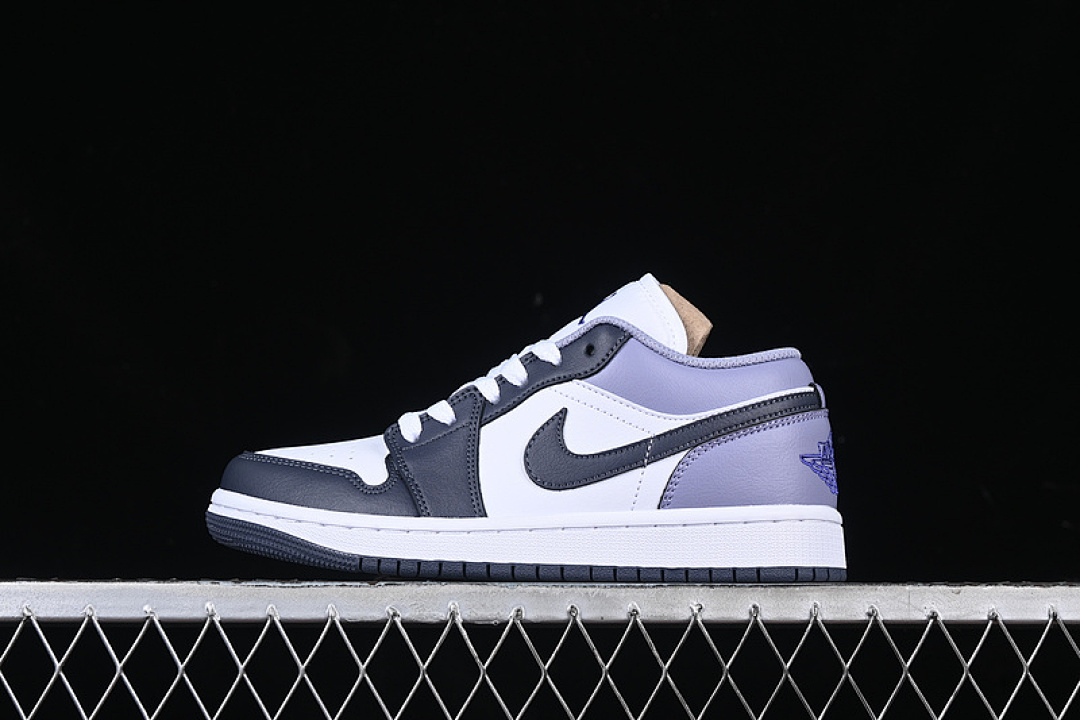 Jordan AIR Jordan 1 LOW WHITE/BLACK/PURPLE · 553558-145, photo 1