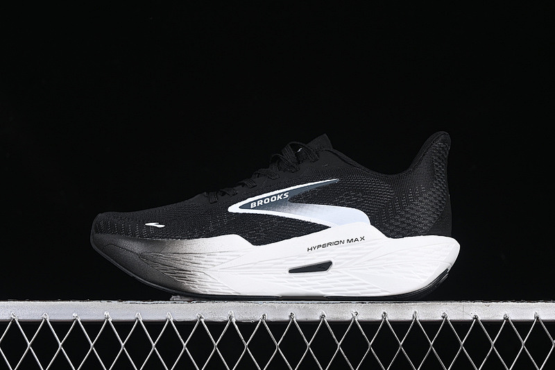 BROOKS HYPERION MAX 2 BLACK/WHITE · 1104341D401, photo 1