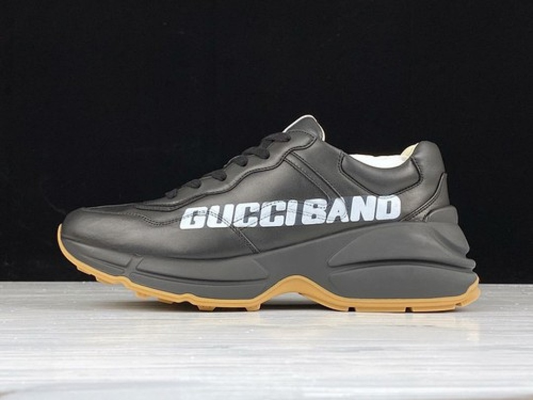 On Running [PLUS GU*CCI RHYTON BLACK/WHITE]-[WOMAN:34-40]-[MAN:39-46], photo 1
