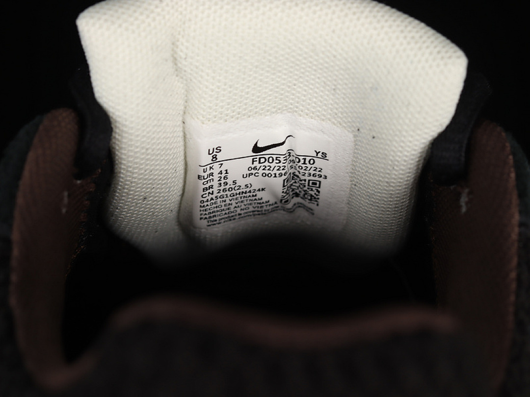Nike [FD0533-010]-[ZOOM VOMERO 5 BLACK/BLACK/SESAME/COCONUT MILK]-[WOMAN:36-39]-[MAN:40-45] - Image 5