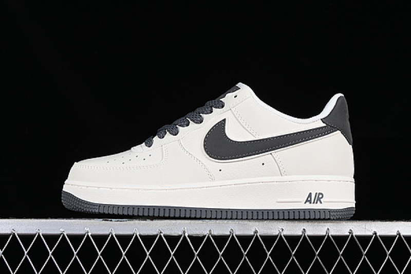Nike Nike AIR FORCE 1 07 LOW WHITE/GREY · GL6835-013, photo 1