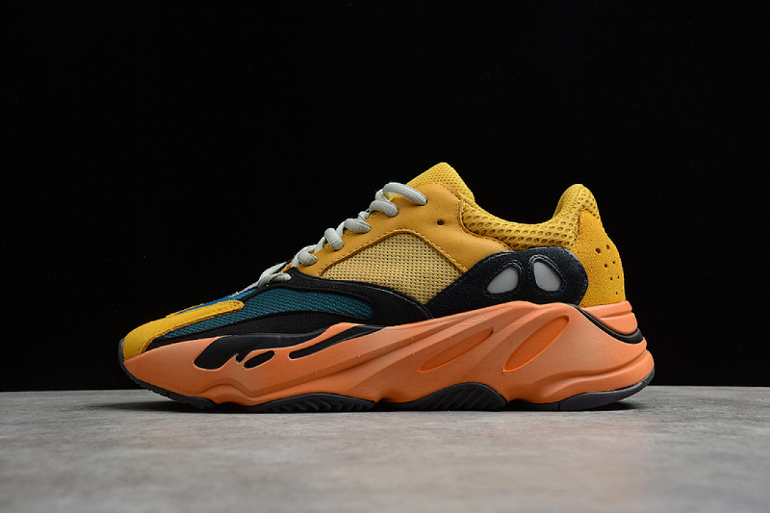Adidas [GZ6984]-[YEEZY BOOST 700 SUN SUN/SUN/SUN]-[WOMAN:36-39]-[MAN:40-47], photo 1