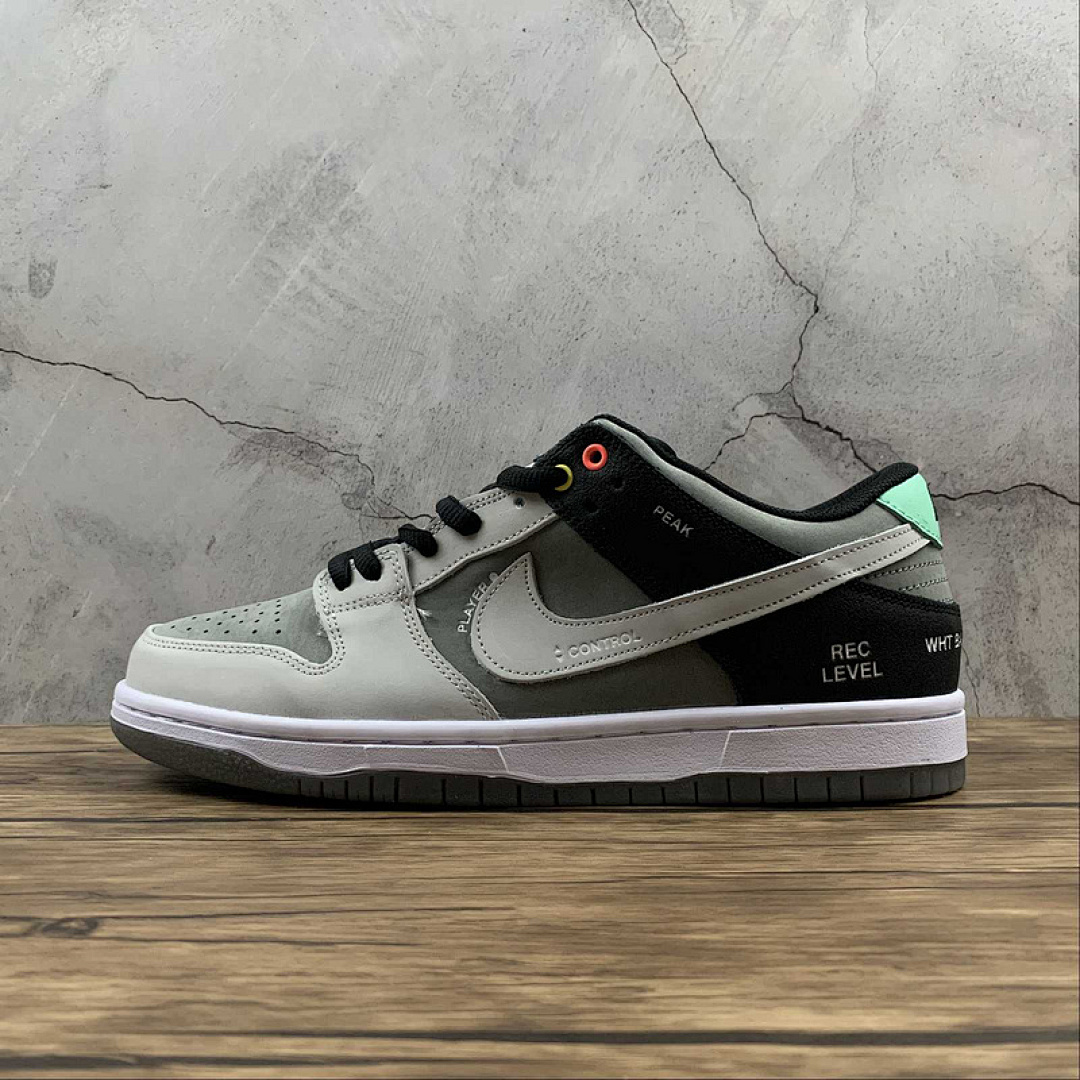 Unbranded [CV1659-001]-[DUNK LOW SB CAMCORDER SMOKE GREY/WHITE/BLACK]-[WOMAN:36-39]-[MAN:40-45], photo 1