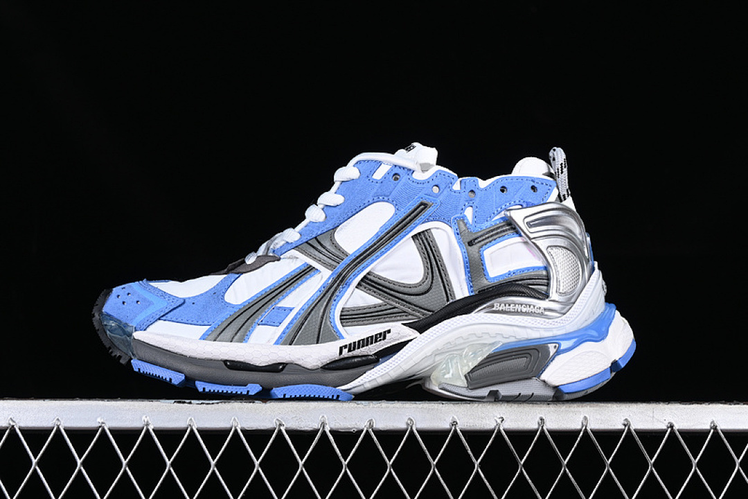 Kith [W3RNY4912]-[BA*LEN*CIAGA RUNNER KITH FOUR.COLOR SILVER/BLUE/WHITE/GREY]-[UNISEX:35-46], photo 1
