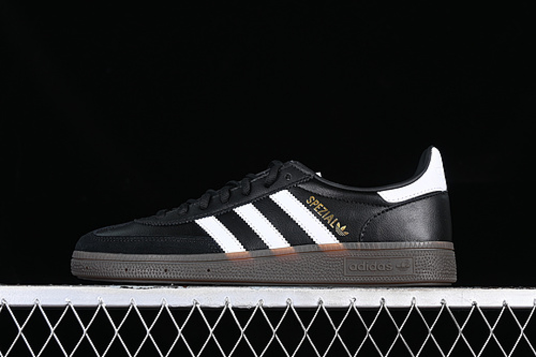 HANDBALL SPEZIAL WHITE/BLACK/BROWN · IE3402, photo 1