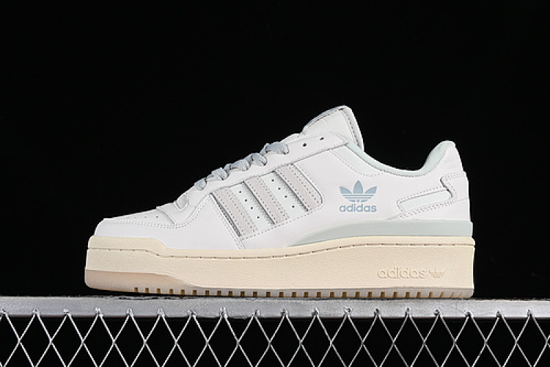 FORUM 84 LOW BOLD STRIPES CLOUD WHITE/CRYSTAL JADE/WONDER SILVER · IG3973, photo 1