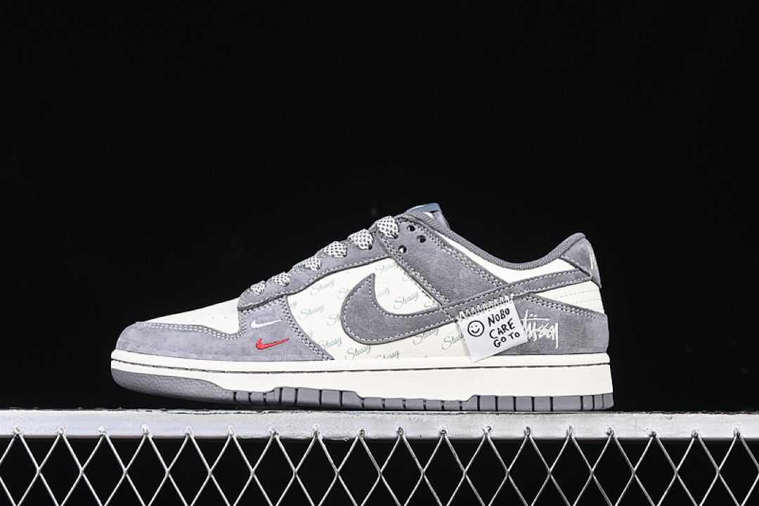 Nike SB DUNK LOW WHITE/GREY · YX5066-221, photo 1