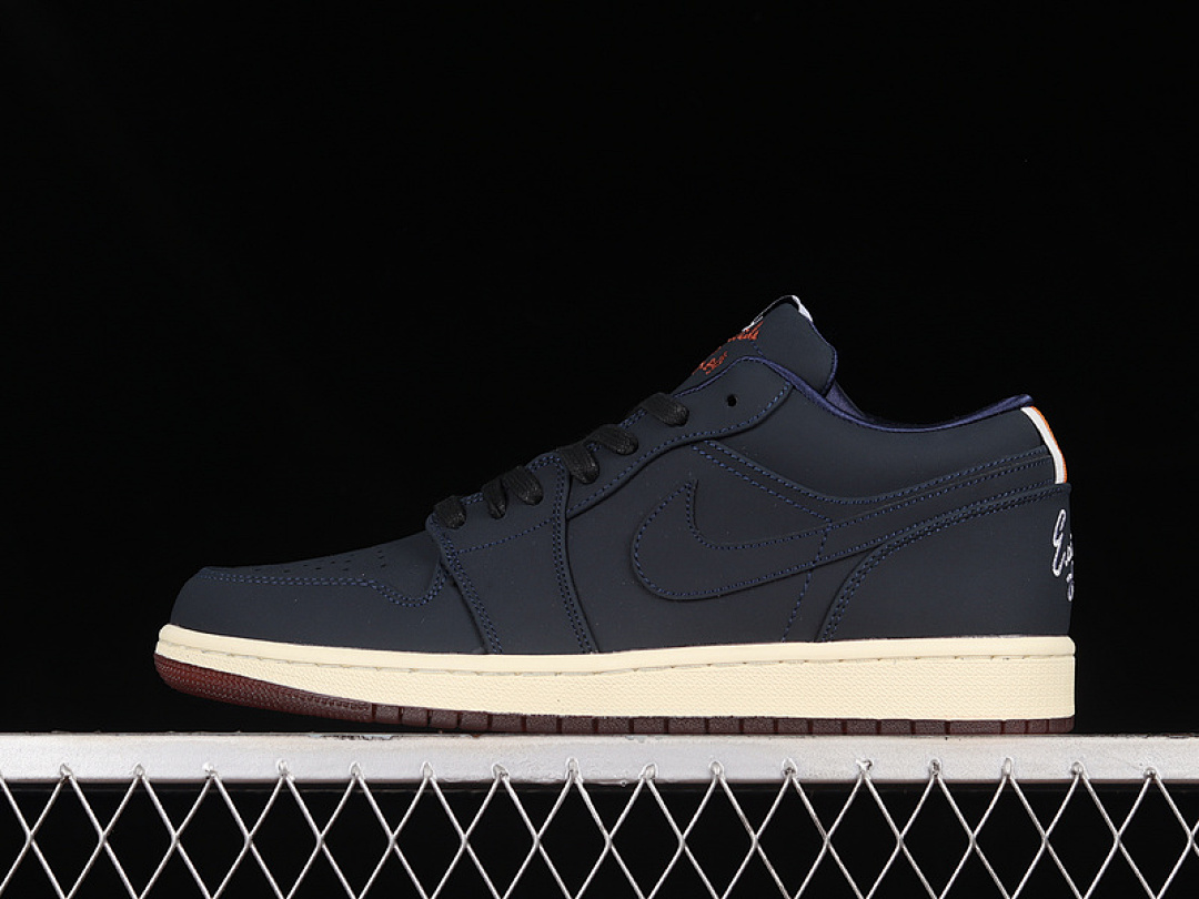 Jordan EASTSIDE GOLF X AIR Jordan 1 LOW OUT THE MUD MIDNIGHT NAVY/BURNT SUNRISE/WHITE · DV1759-448, photo 1
