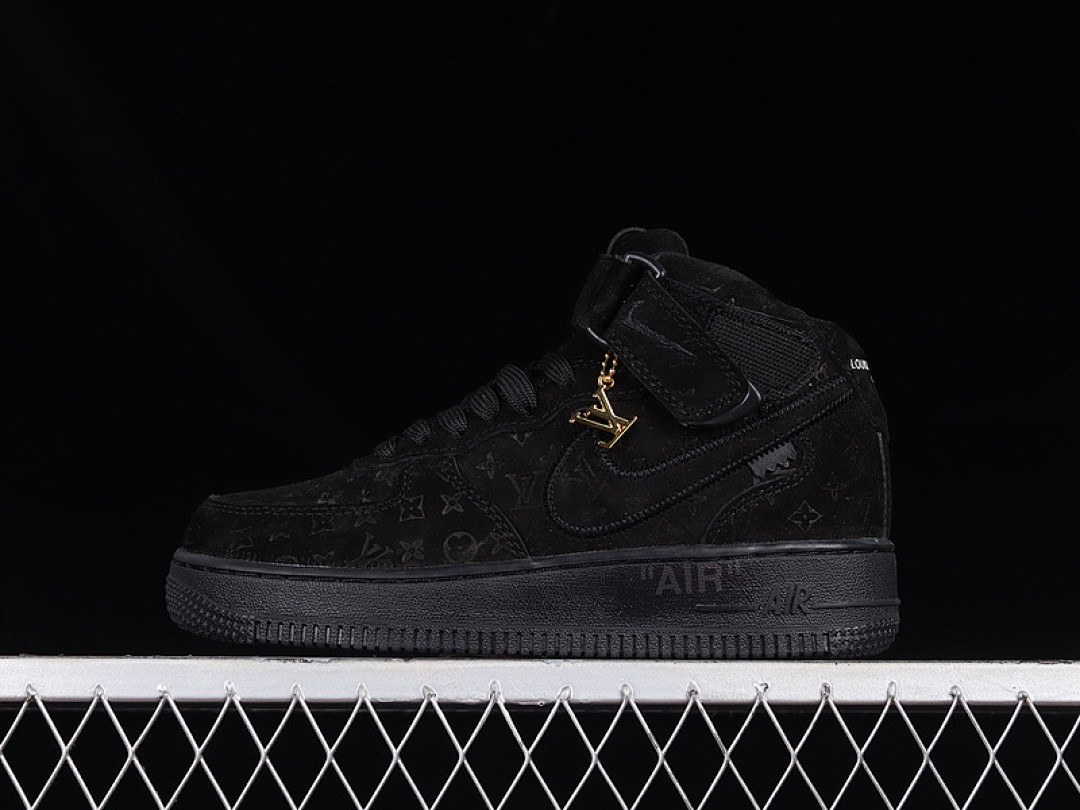 Nike Nike L*V X AIR FORCE 1 LOW 07 MID BLACK/BLACK/GOLD · 1A9HD7, photo 1