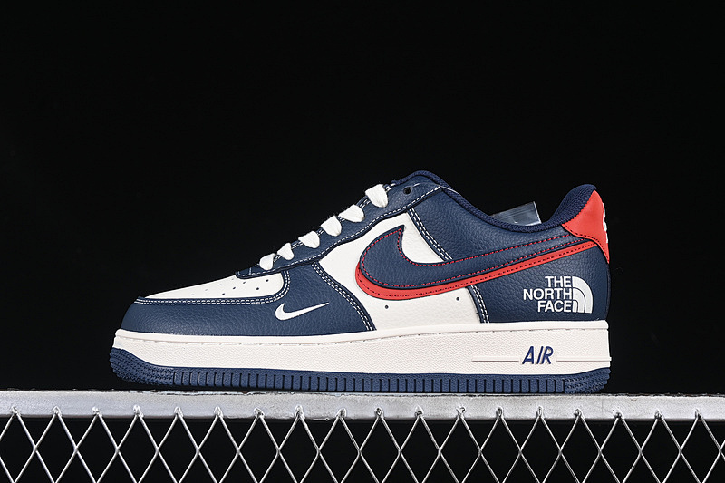 Nike Nike AIR FORCE 1 07 LOW WHITE/BLUE/RED · XS1958-521, photo 1