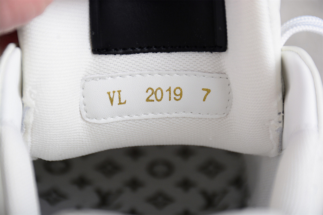 Louis Vuitton [L*V TRAINER LOW SNEAKERS WHITE/BLACK/WHITE]-[WOMAN:36-39]-[MAN:40-45] - Image 3