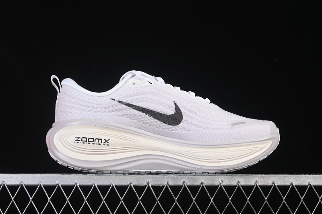 Nike [IH2268-100]-[VOMERO PLUS SUMMIT WHITE/VAST GREY/SAIL/BLACK]-[WOMAN:39]-[MAN:40-45] - Image 16