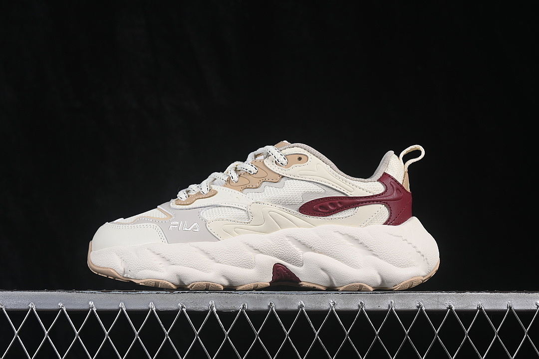 Unbranded [F12W611113FAA]-[FUSION CASUAL DAD SHOES WHITE/RED]-[WOMAN:35.5-39]-[MAN:40], photo 1